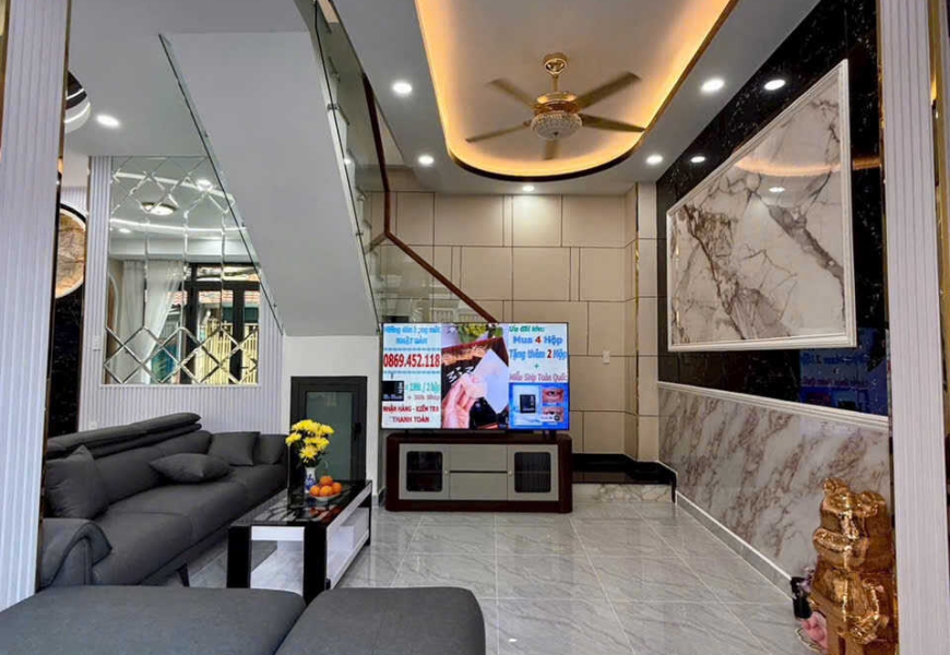 Bán nhà HXH 487 Huỳnh Tấn Phát, vị trí cực VIP !