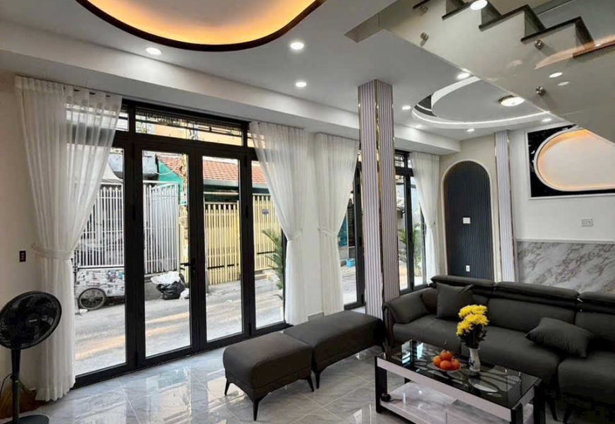 Bán nhà HXH 487 Huỳnh Tấn Phát, vị trí cực VIP !