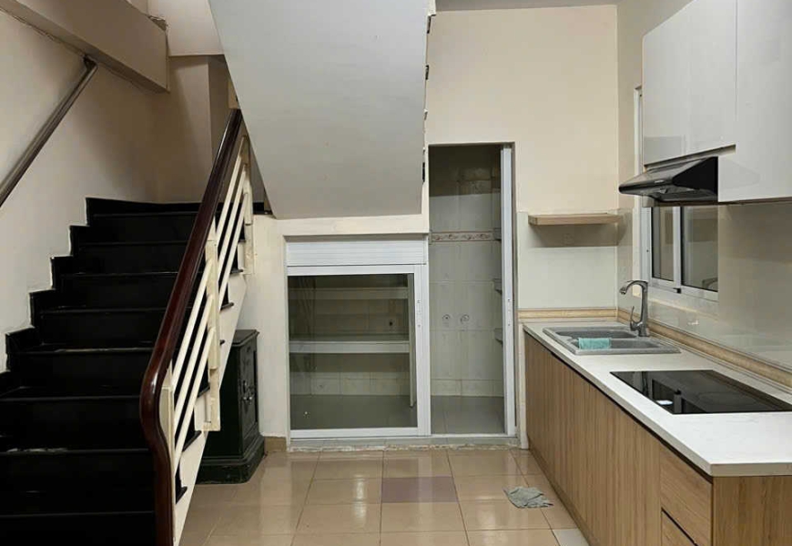 Cho thuê biệt thự có sân vườn, view hồ Tân Mỹ, đường Tân Mỹ mà giá chỉ 20tr.