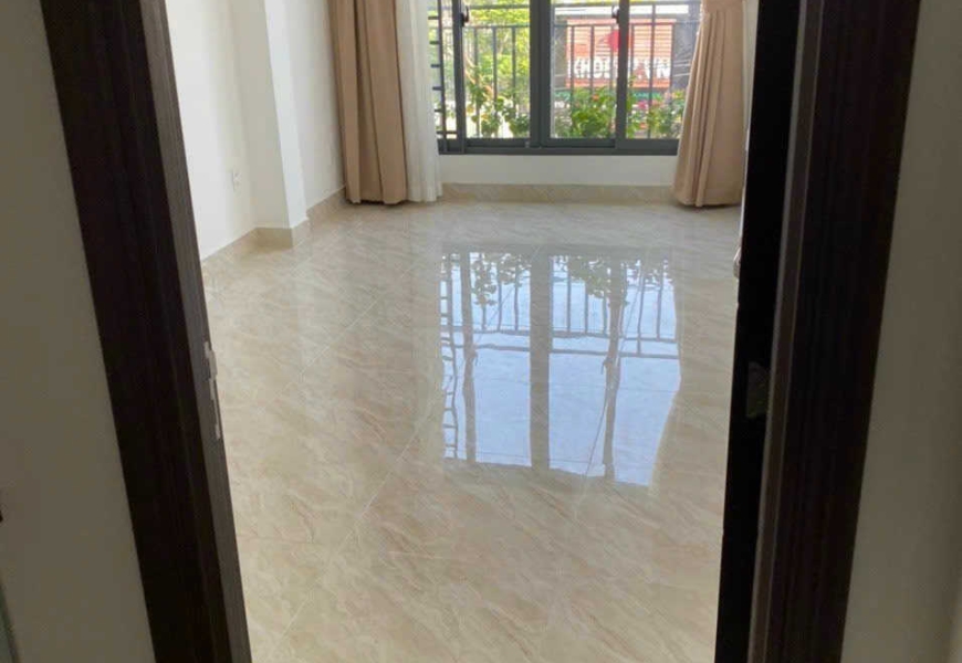 Cho thuê nguyên căn mặt tiền 2 lầu nguyễn thị thập rẻ nhất 37tr/ tháng