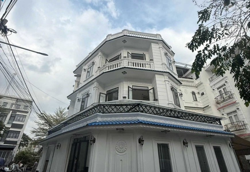 BÁN NHÀ - Siêu phẩm biệt thự góc 2 mặt tiền - KDC Petechim Đường Huỳnh Tấn Phát Nhà Bè 