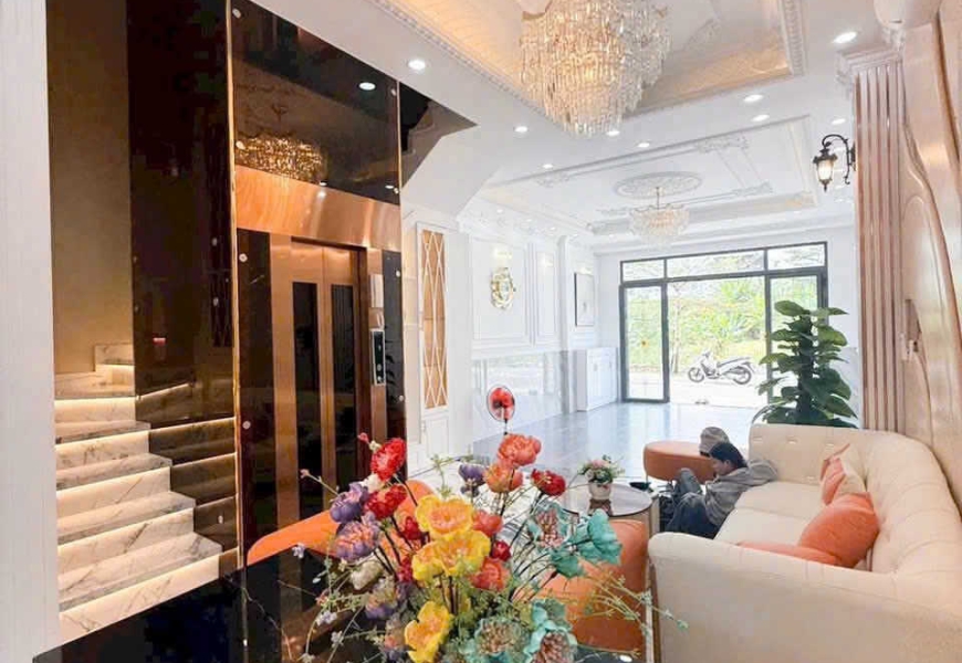 BÁN NHÀ MỚI FULL NỘI THẤT CAO CẤP- KDC ĐÀO TÔNG NGUYÊN-NHÀ BÈ