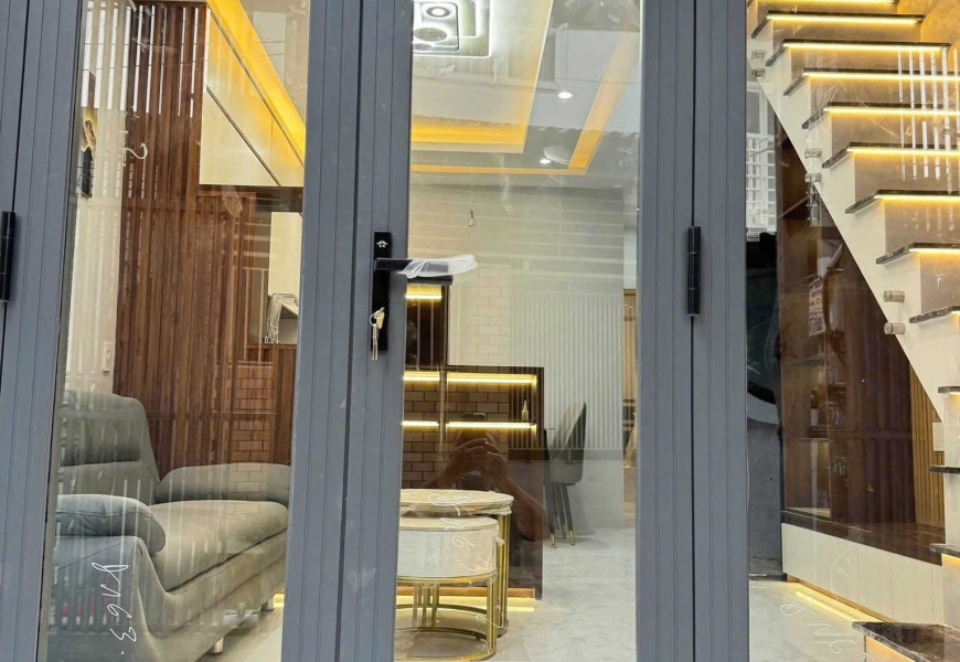 NHÀ Q7 HẺM  88/89 NGUYỄN VĂN QUỲ THÔNG HẺM 749 HUỲNH TẤN PHÁT Q7