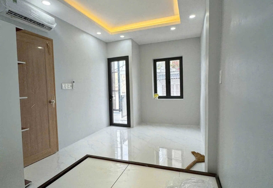 NHÀ Q7 HẺM  88/89 NGUYỄN VĂN QUỲ THÔNG HẺM 749 HUỲNH TẤN PHÁT Q7