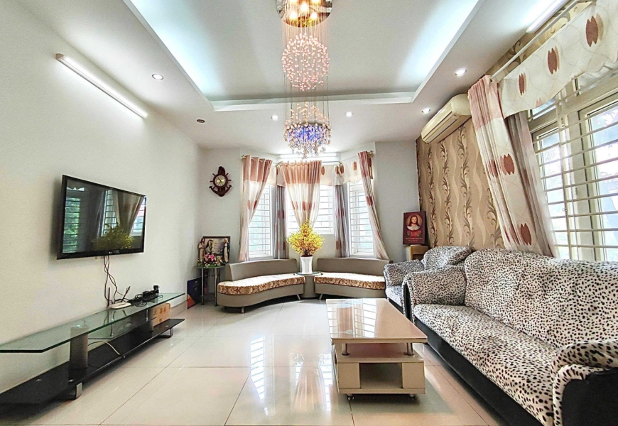 CHÍNH CHỦ CẦN BÁN Biệt thự KHU HIM LAM ,BÌNH HƯNG ,BÌNH CHÁNH .KHU BIỆT THỰ ĐỒNG BỘ ,CÓ BẢO VỆ AN NINH