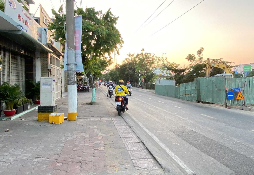 Bán nhà hẻm 625 Trần Xuân soạn 