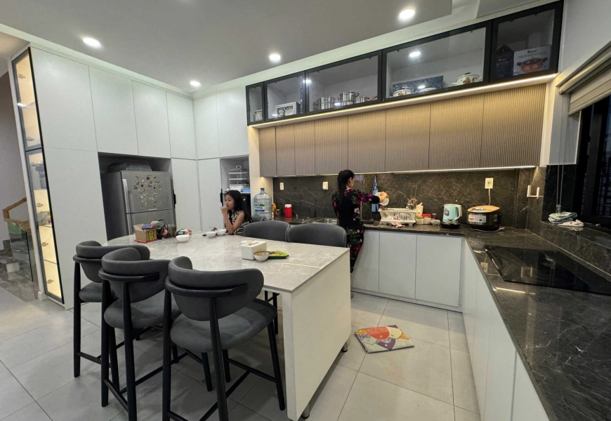 Nhà KDC Tân Thuân Nam đường phú thuận ,Q7