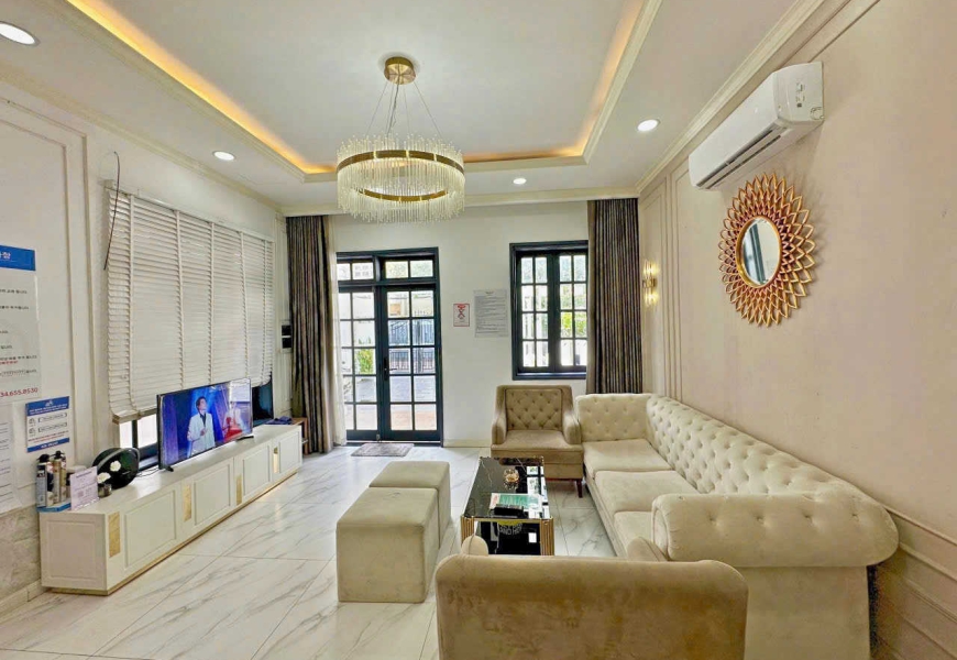 Villa MT Nguyễn Thị Thập, Q7 sau thời gian nâng cấp đã sẵn sàng mở cửa cho thuê 