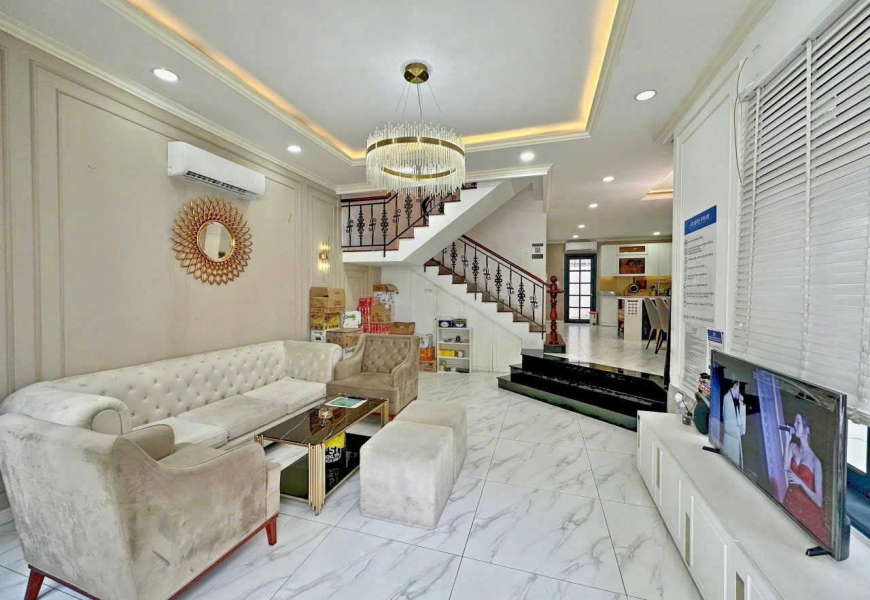 Villa MT Nguyễn Thị Thập, Q7 sau thời gian nâng cấp đã sẵn sàng mở cửa cho thuê 