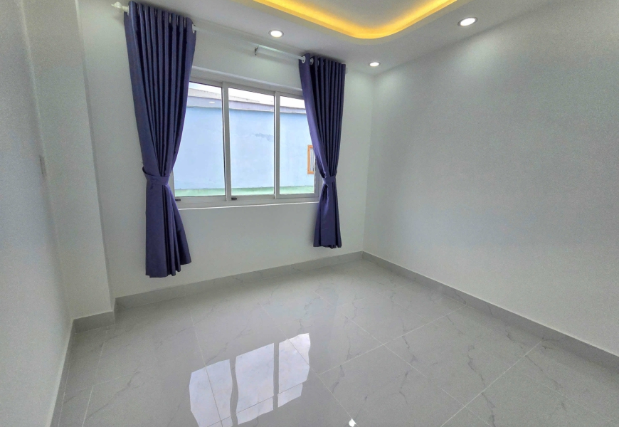 Bán nhà hẻm 803 huỳnh tấn phát