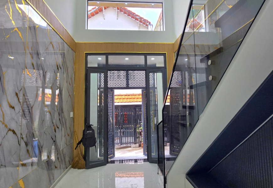 Bán nhà hẻm 803 huỳnh tấn phát