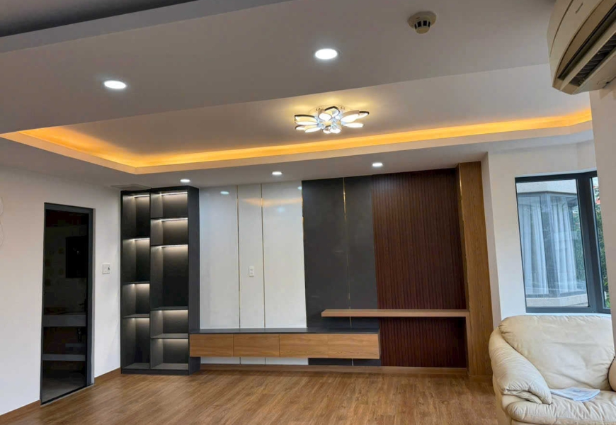 Bán biệt thự 2 mặt tiền trước và sau,đường số khu nam long trần trọng cung,Q7