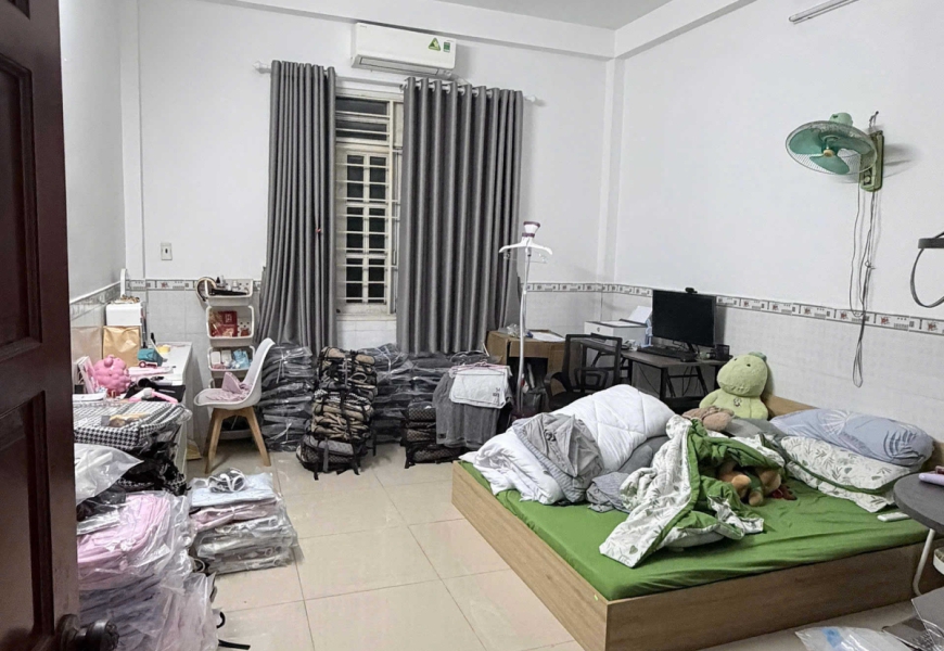 CHO THUÊ nguyên căn mặt tiền đường số Tân Quy- Q7