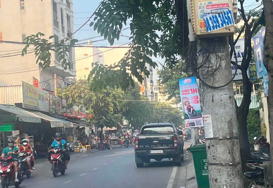 cho thuê mặt bằng kinh doanh kế chợ lý phục man