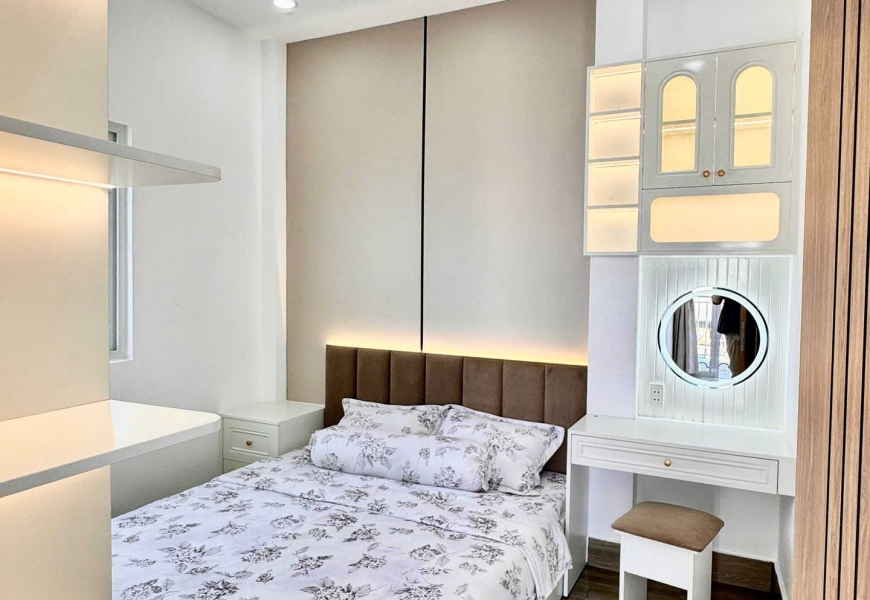 Nhà phố 3 tầng đúc kiên cố 1247/7/ Huỳnh Tấn Phát phường Phú thuận q7