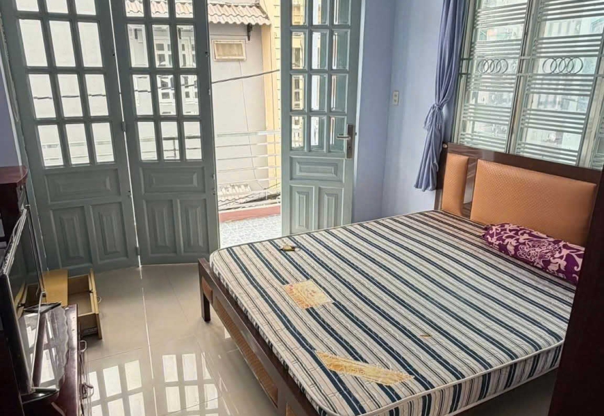 Cho thuê nhà q7 625/ trần Xuân soạn p tân hưng q7 giáp q1 q4 q5 q10.khu an ninh .đầy đủ nội thất.