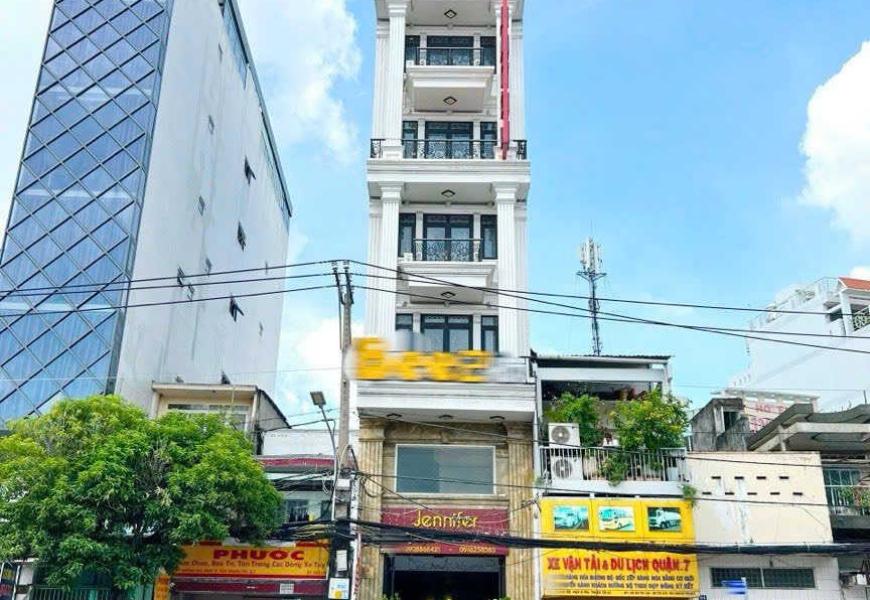 Bán nhà nát mặt tiền huỳnh tấn phát,p tân thuận tây,Q7