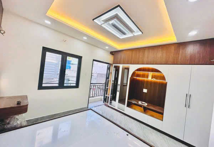 DUY NHẤT MỘT CĂN NHÀ MỚI XÂY TẠI TRUNG TÂM QUẬN 7 GIÁ QUÁ RẺ