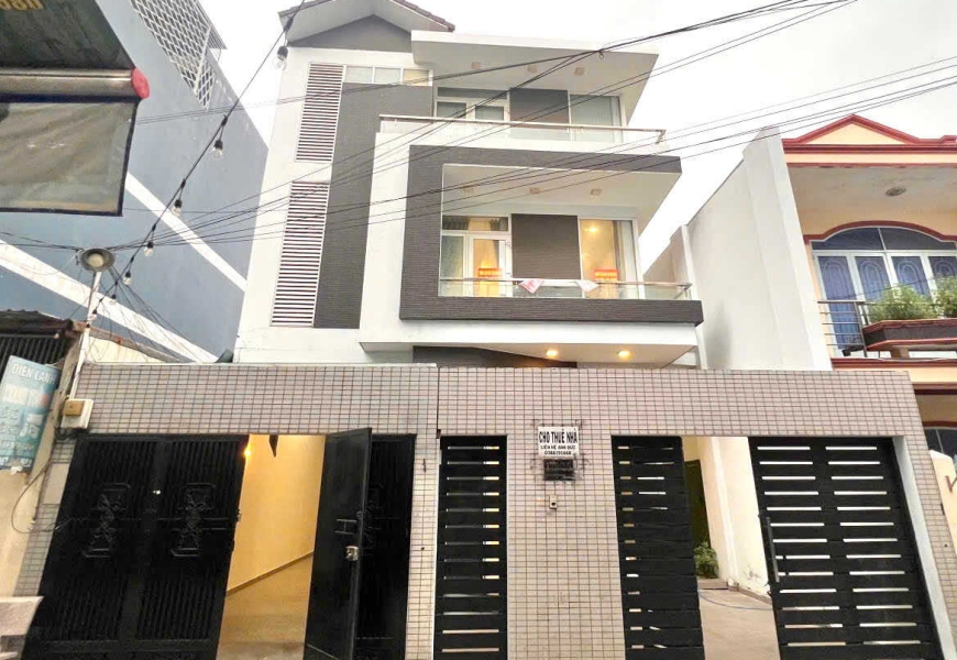 090 6594907 Bán nhà phố đường Nguyễn Văn Linh, P. Tân Thuận Tây, Quận 7