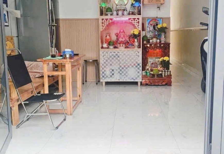 Nhà bán 104/8 phạm hữu lầu, phường tân mỹ ( phú mỹ ,q7 cũ)