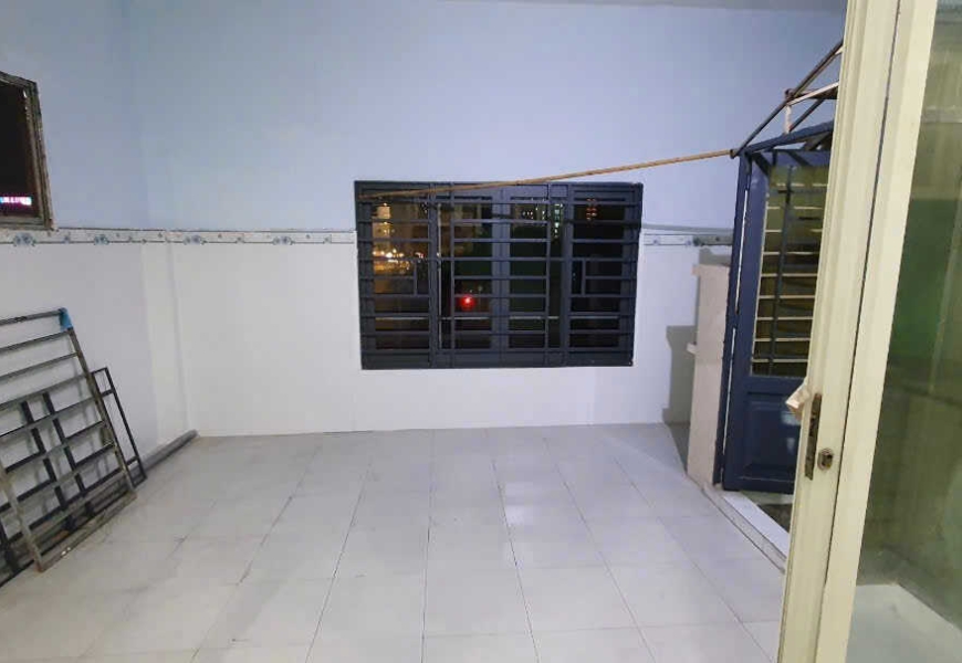 Bán nhà hẻm ô tô 1347 Huỳnh Tấn Phát, Phú Thuận, quận 7