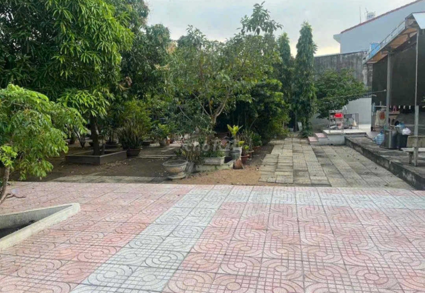 Bán Biệt Thự Sân Vườn Mặt Tiền Đường Đào Sư Tích,Phước Kiển,Nhà Bè