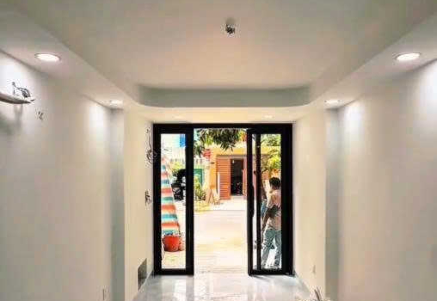 Mặt tiền đường số 13 phường tân kiểng củ nay là phường Tân Hưng