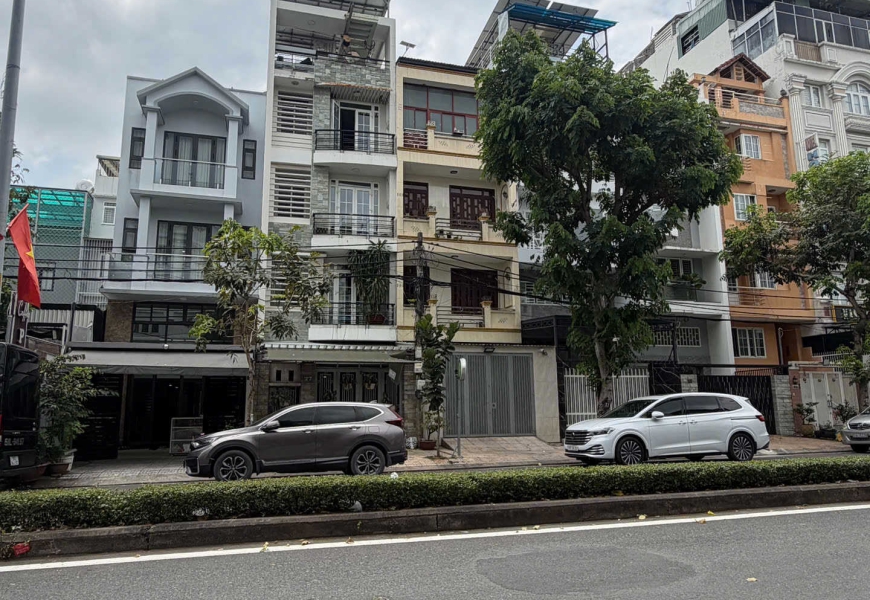 0914020039 EM DUNG Bán Nhà Mặt Tiền Đường Lớn KDC Trung Sơn, (Gần Lotte Quận 7 )