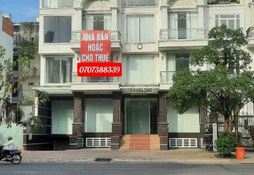 BÁN BIỆT THỬ 2 LẦU. 623M2.ĐƯỜNG QUỐC HƯƠNG.PHƯỜNG THẢO ĐIỀN.QUẬN 2.GIÁ BÁN 140 TỶ