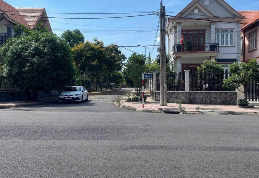 Chính chủ cần bán: ĐẤT NỀN BIỆT THỰ - DUY NHẤT Tại Khu Biệt Thự Tập Thể Bộ Công An, An Phước, Long Thành, Đồng Nai