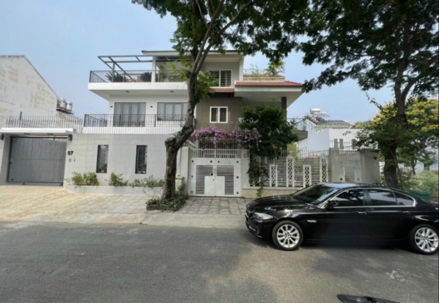 BÁN BIỆT THỰ SADECO PHƯỚC KIỂN A 1 HẦM 3 LẦU GIÁ TỐT CALL 0909 227 199