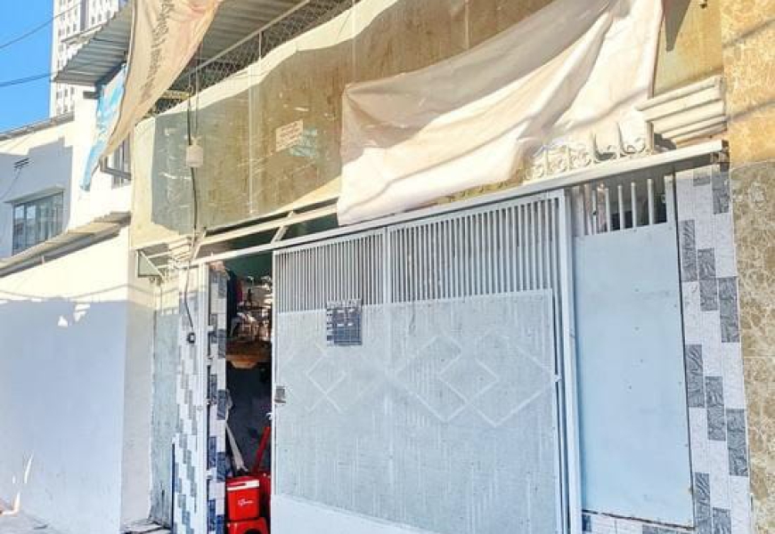 BÁN ĐẤT HẺM 1092 HUỲNH TẤN PHÁT Q7