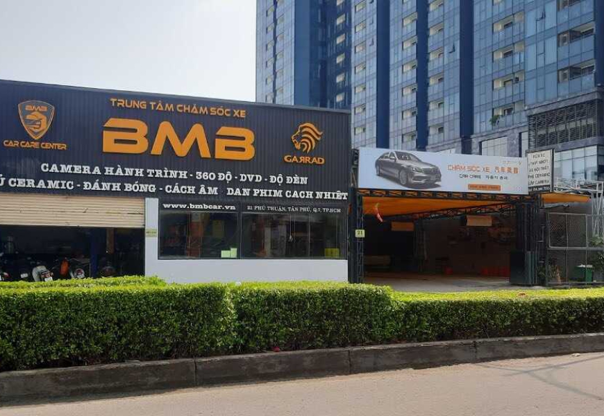Bán lô góc 2 MT đường Phú Thuận, Q7