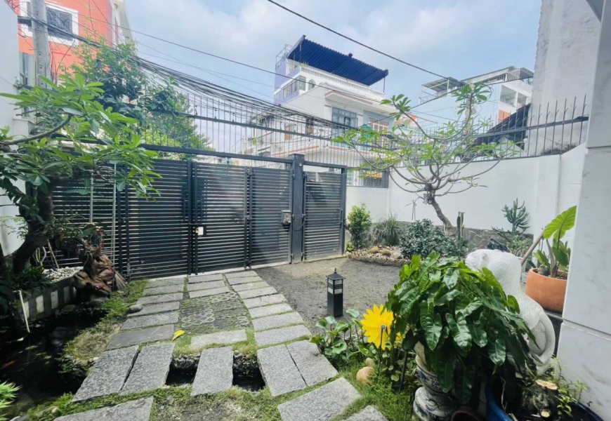Bán biệt thự cũ 2 mặt tiền trước sau,đường số p Tân Quy Q7