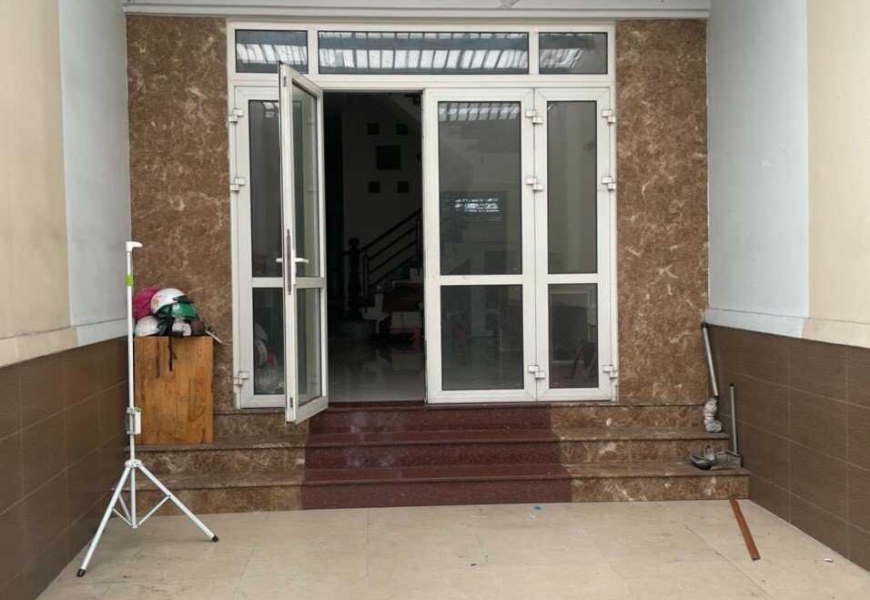 Bán nhà MT view sông Trần Xuân soạn,p Tân Hưng 
