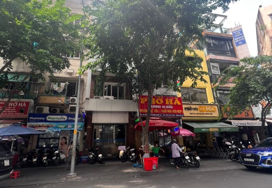 BÁN NHÀ MẶT TIỀN ĐƯỜNG HẢI TRIỀU P.BẾN NGHÉ QUẬN 1