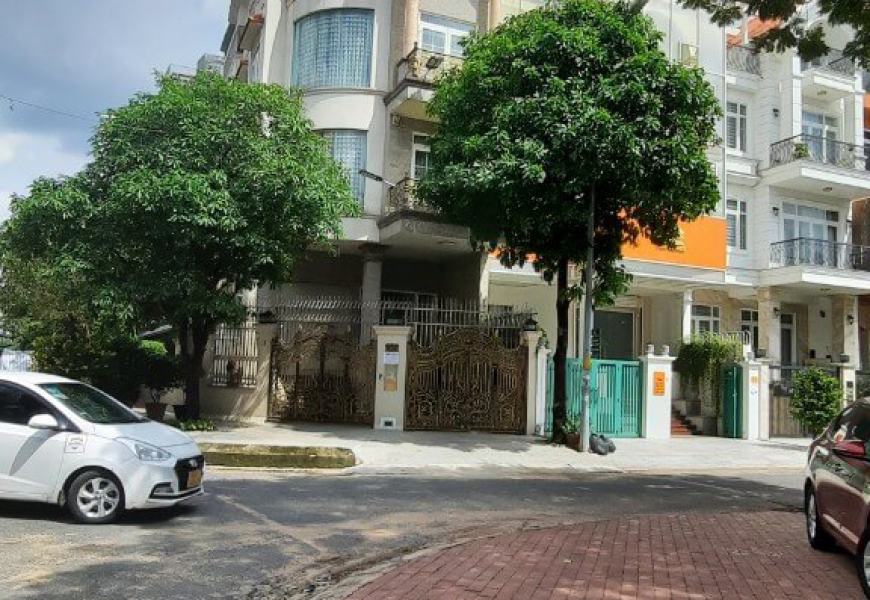 CHO THUÊ MẶT BẰNG LỐI ĐI RIÊNG GÓC 2 MẶT TIỀN ĐƯỜNG SỐ 4 KHU ĐÔ THỊ HIM LAM PHƯỜNG TÂN HƯNG QUẬN 7 - 35 TRIỆU/THÁNG