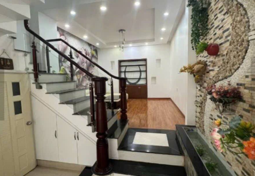 Cho thuê nhà nguyên căn  Đường số Lý Phục Man, phường bình thuận, Quận 7