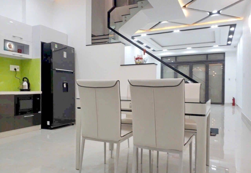 CHO THUÊ NHÀ MẶT TIỀN ĐƯỜNG SỐ 77 TÂN QUY QUẬN 7 