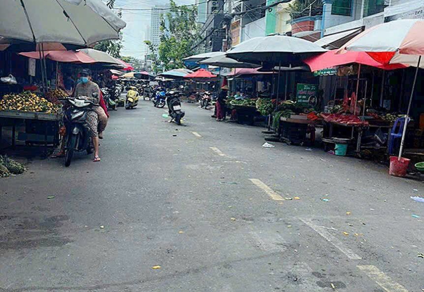 Giảm 1,5tỷ bán nhanh..nay chỉ 10,9tỷ  Bán lô đất mặt tiền chợ Tân Quy (đường số 17), Quận 7.