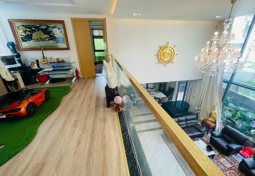 Giảm 8 tỷ cần bán gấp..Giá mới 40 ty TL CĂN BIỆT THỰ ĐƯỢC THIẾT KẾ ĐẦY ĐỦ CÔNG NĂNG HỒ BƠI - THANG MÁY - Hầm - 4 Tầng KDC Phú Mỹ - Quận 7 - CÁCH PHÚ MỸ HƯNG 1km