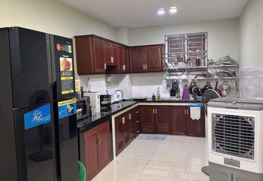 Giá rẻ k tưởng chỉ 14,x tỷ….NHÀ TÂN QUY ĐÔNG- VIEW CÔNG VIÊN