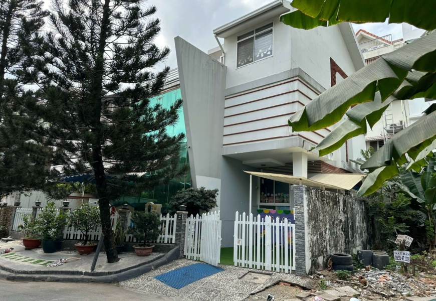 Biệt thự Phú Mỹ Hưng- Mặt tiền nguyễn bính, khu Nam quang P. Tân phong Quận 7