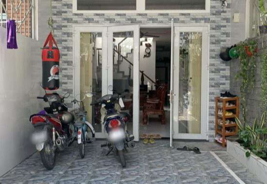 Bán nhà hẻm xe hơi 1135 Huỳnh Tấn Phát, p.Phú thuận, Q.7 