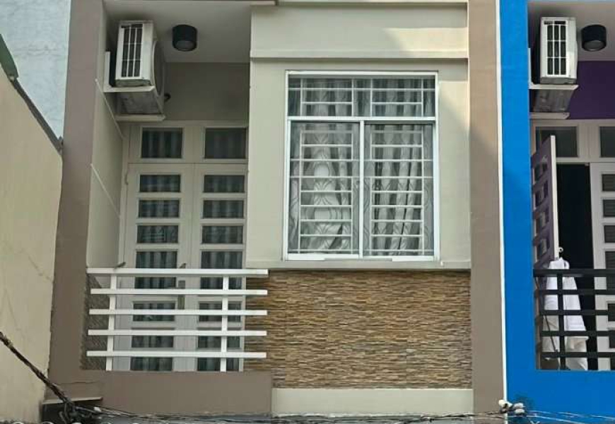 CHỦ NGỘP BANK GIẢM 1 tỷ 9.5tỷ xuống 8 .5 tỷ ĐƯỜNG SỐ 10M QUẬN 4 