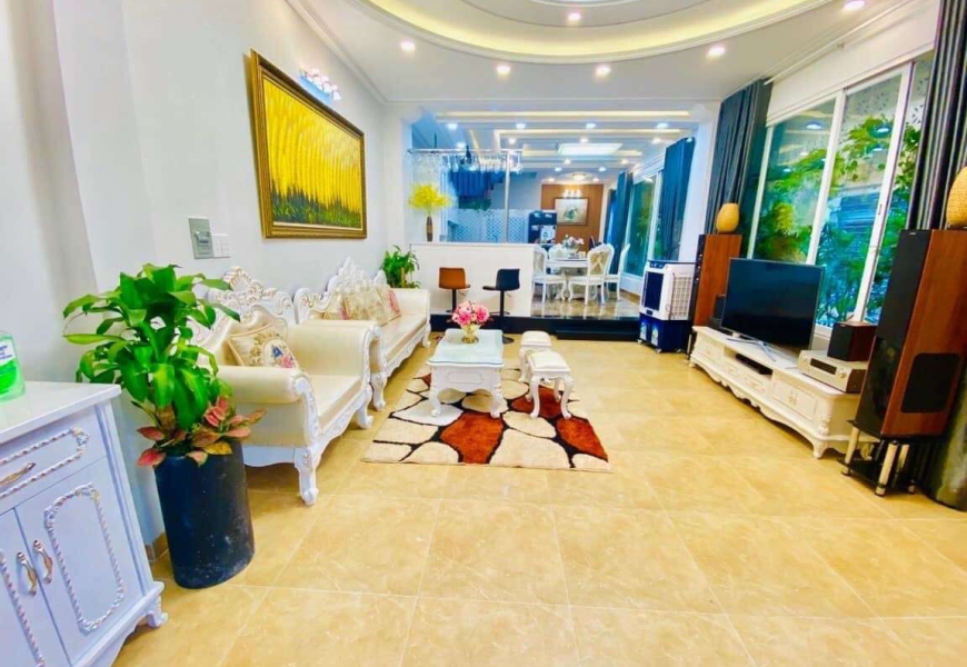 BÁN NHÀ ĐẸP GÓC 2MẶT TIỀN ĐƯỜNG XE HƠI LÂM VĂN BỀN, P.TÂN KIỂNG, QUẬN 7 - FULL NỘI THẤT CAO CẤP