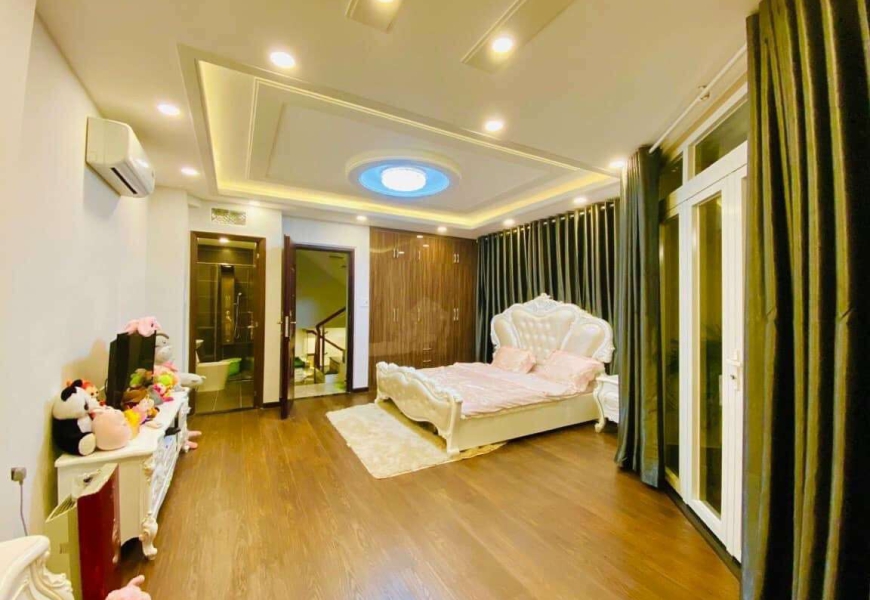 BÁN NHÀ ĐẸP GÓC 2MẶT TIỀN ĐƯỜNG XE HƠI LÂM VĂN BỀN, P.TÂN KIỂNG, QUẬN 7 - FULL NỘI THẤT CAO CẤP