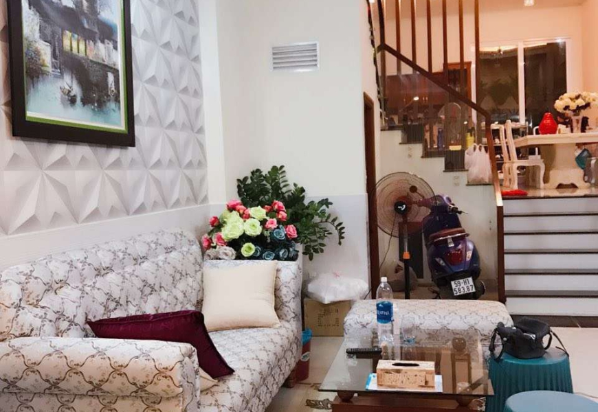Bán nhà mt đường nhựa 10m lê văn lương,p tân hưng Q7,cách lotte mark chỉ 300m
