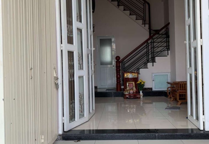 Bán nhà đường nhựa 8m,p phú thuận Q7