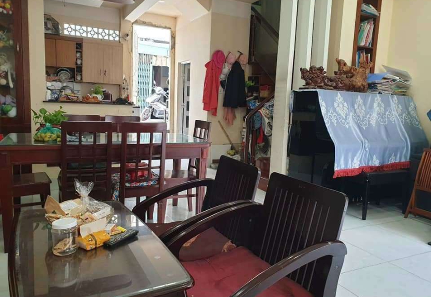 Bán gấp nhà 2 mặt tiền trước sau hẻm 3,5m cách 30m ra mặt tiền Trần Xuân soạn , p.Tân Hưng ,Q7